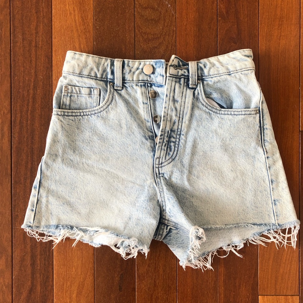 Zara Cuffed Jean Shorts (size 2)